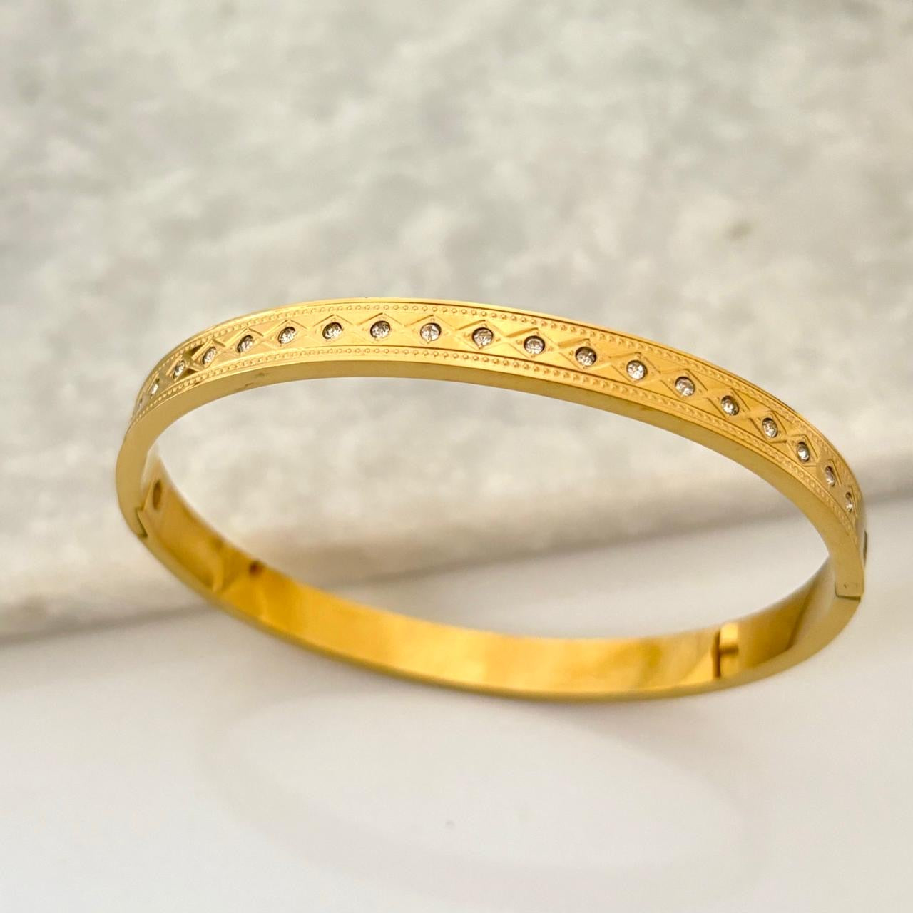 Haute Bling Bracelet