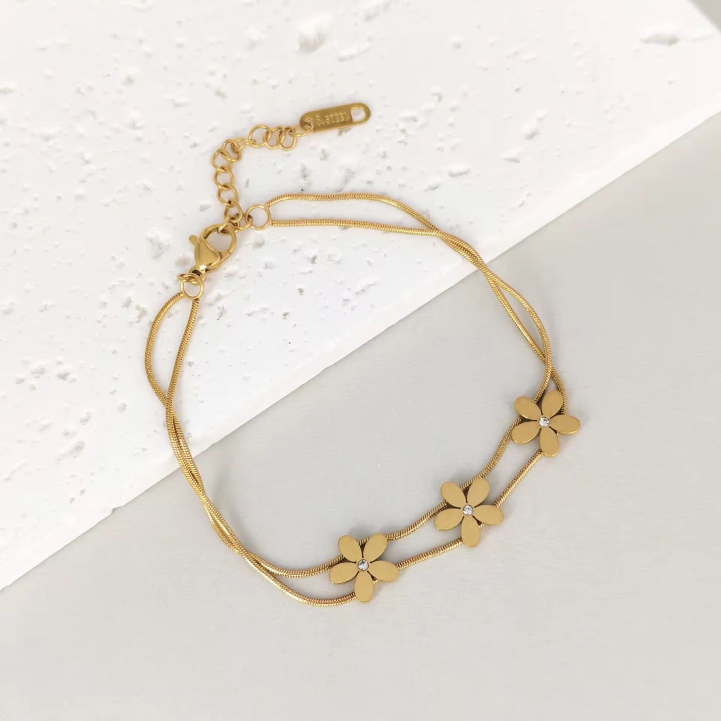 DreamyDaisy Bracelet