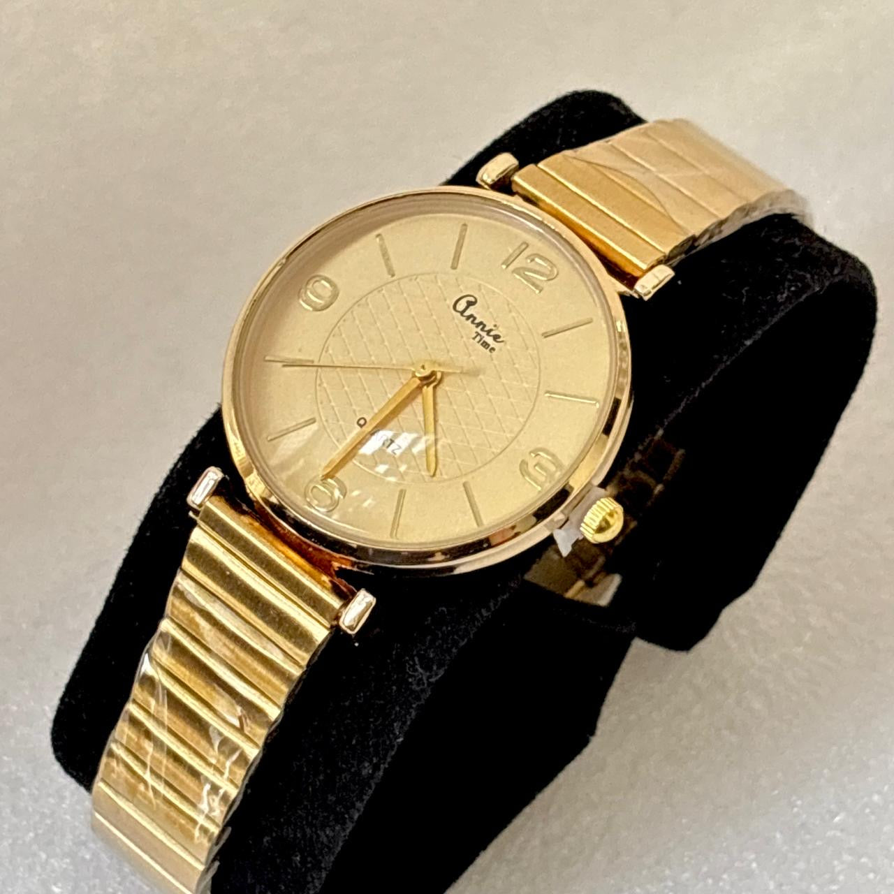 Élise Everyday Staple Gold Watch