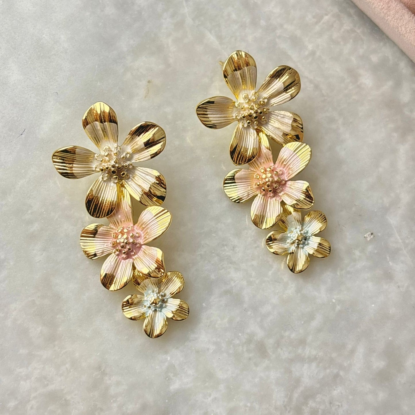 Daisy Vacay Studs -Multi