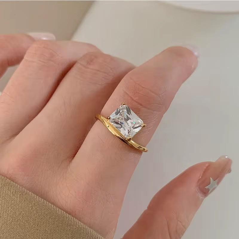 Beverly Diamond Ring