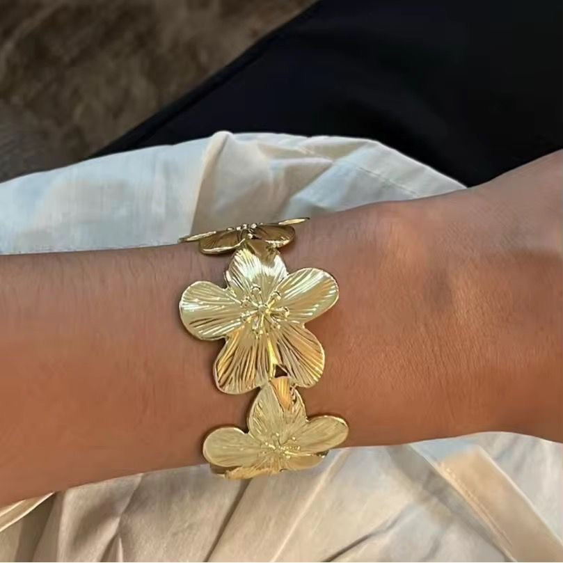 Flora Cuff
