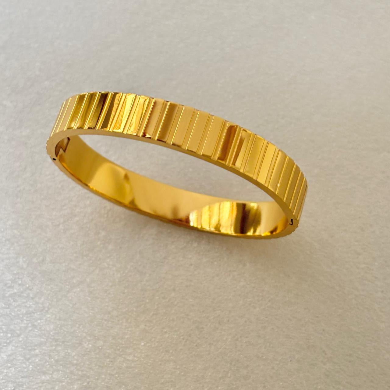 Thick Kayle Bracelet