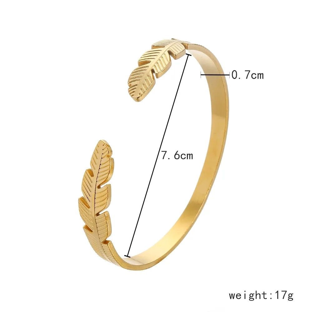 Delicate Feather Cuff -18K