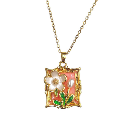 Dreamy Disty Necklace
