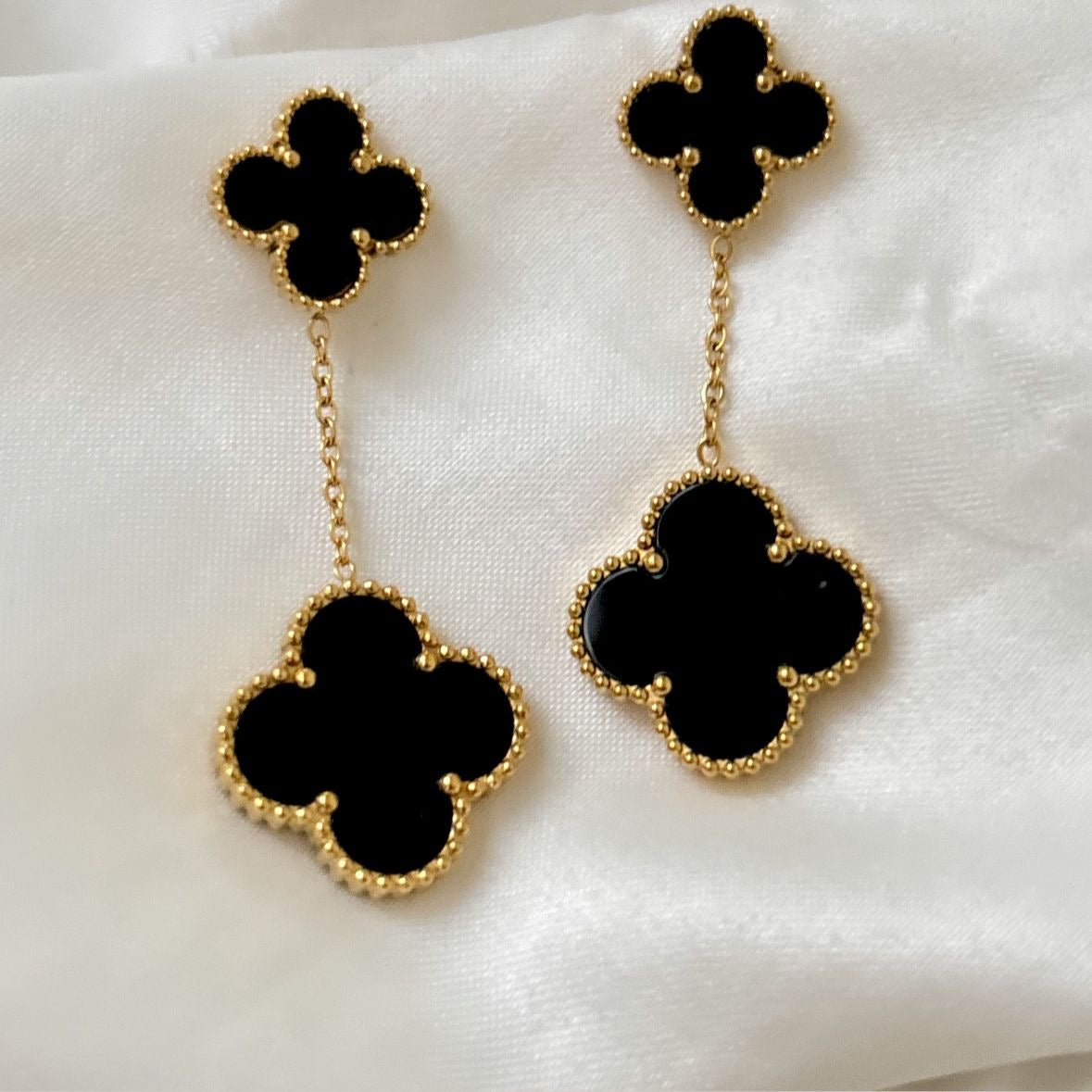 VC Black Drop Studs -18K