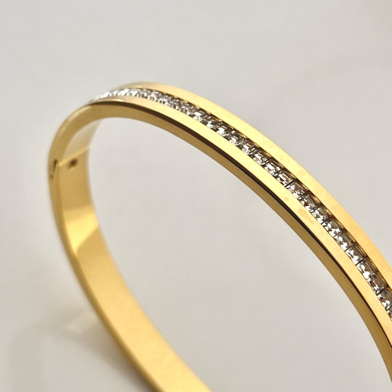 Phantom Bracelet -White Bling