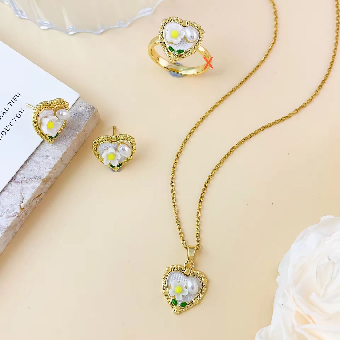 Fluer Set -White