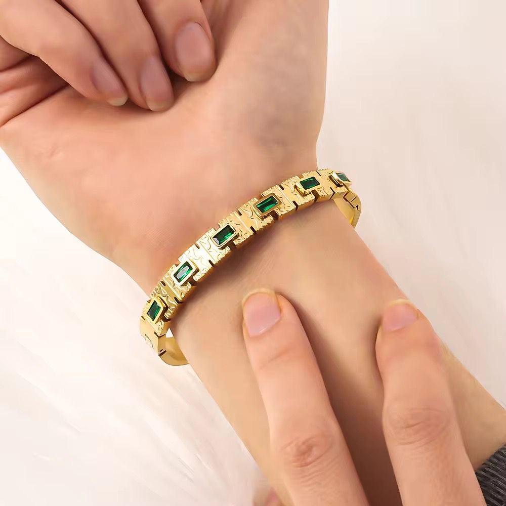 Emerald Gem Bracelet