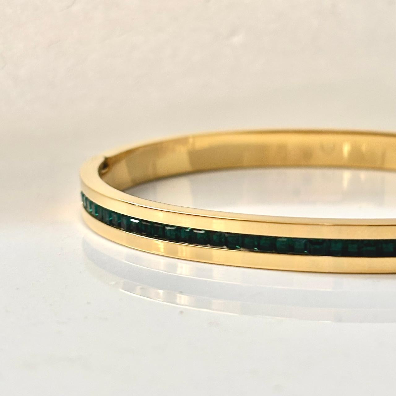 Phantom Bracelet -Emerald Glitz