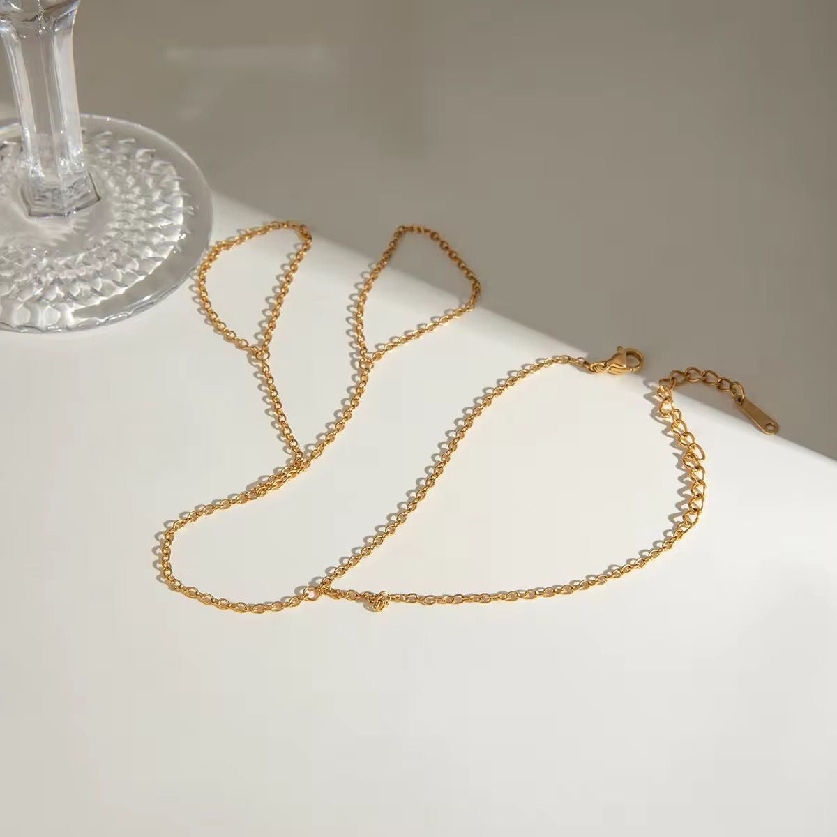 Julia Hand Chain