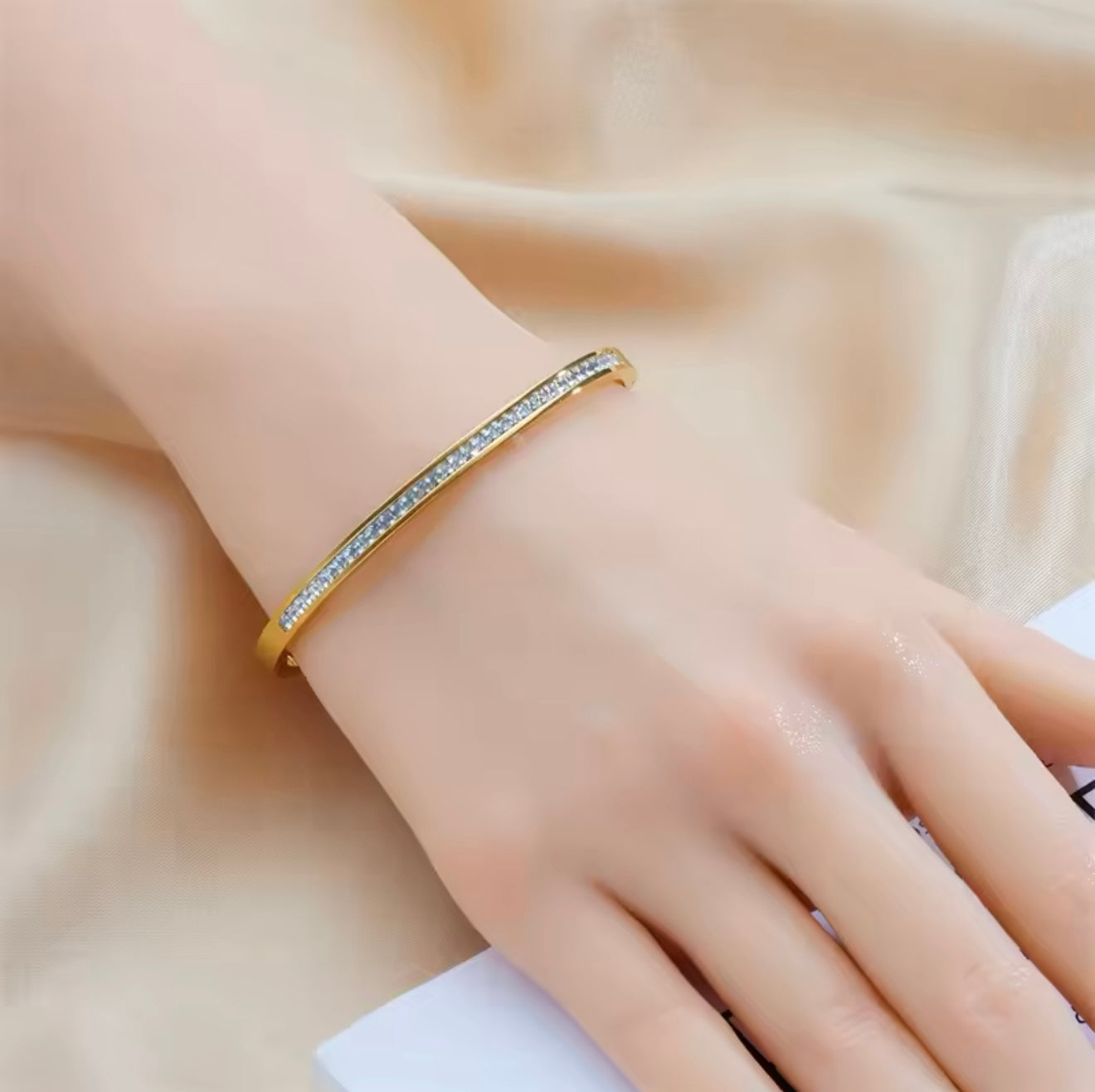 Bling Bling Bracelet -18K