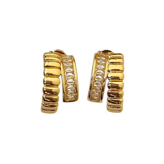 Ribbed Icy Studs