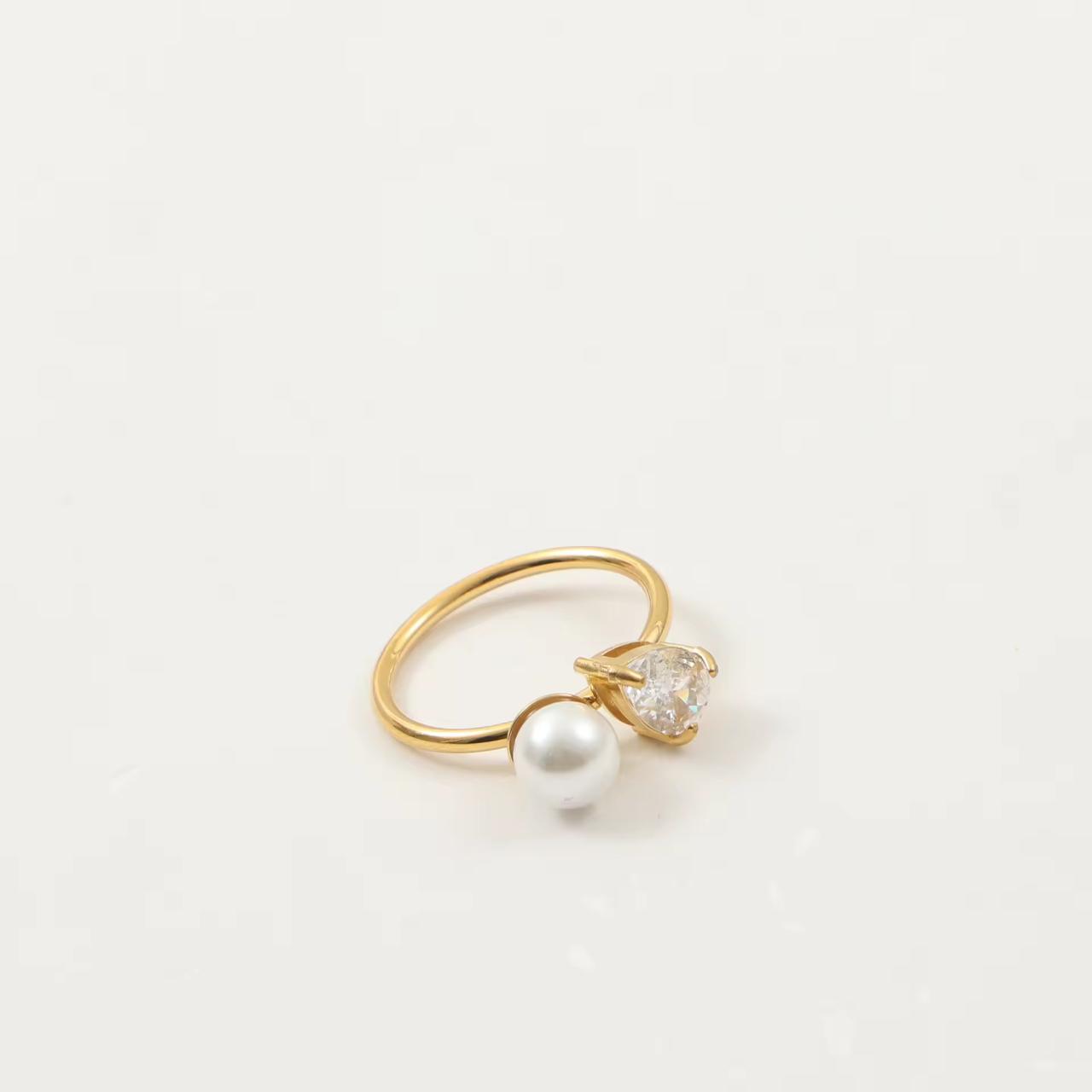 The Pearl Promise Toi&Moi Ring