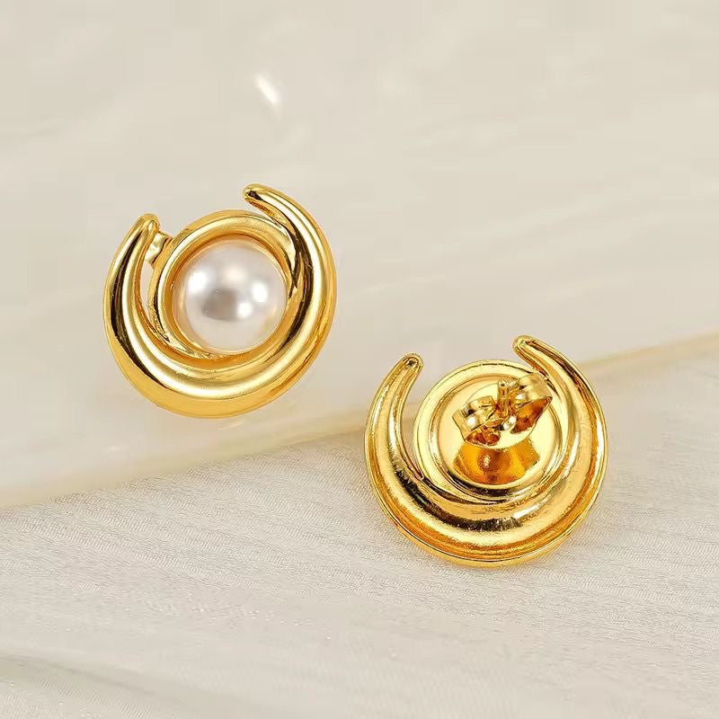 June Pearl Studs -18K