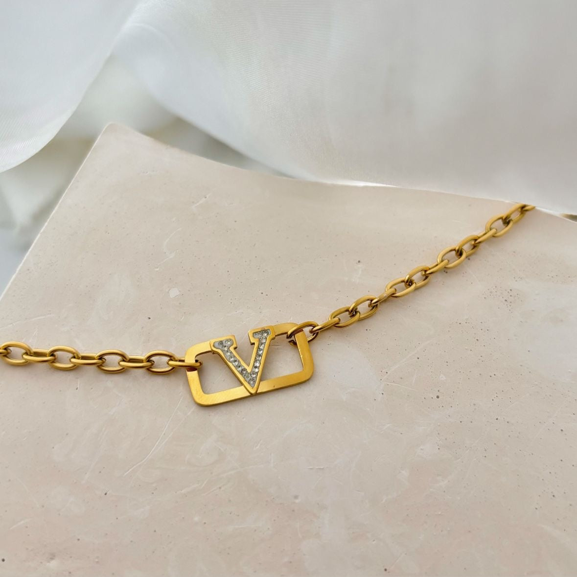 Vlogo Cz Link Chain Necklace -18K