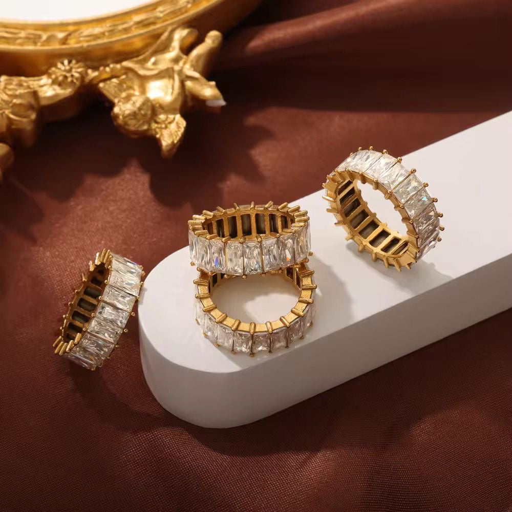 Princess LUX Eternity Band Ring