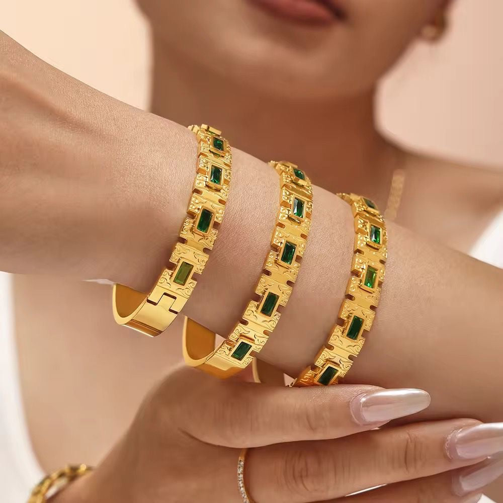 Emerald Gem Bracelet