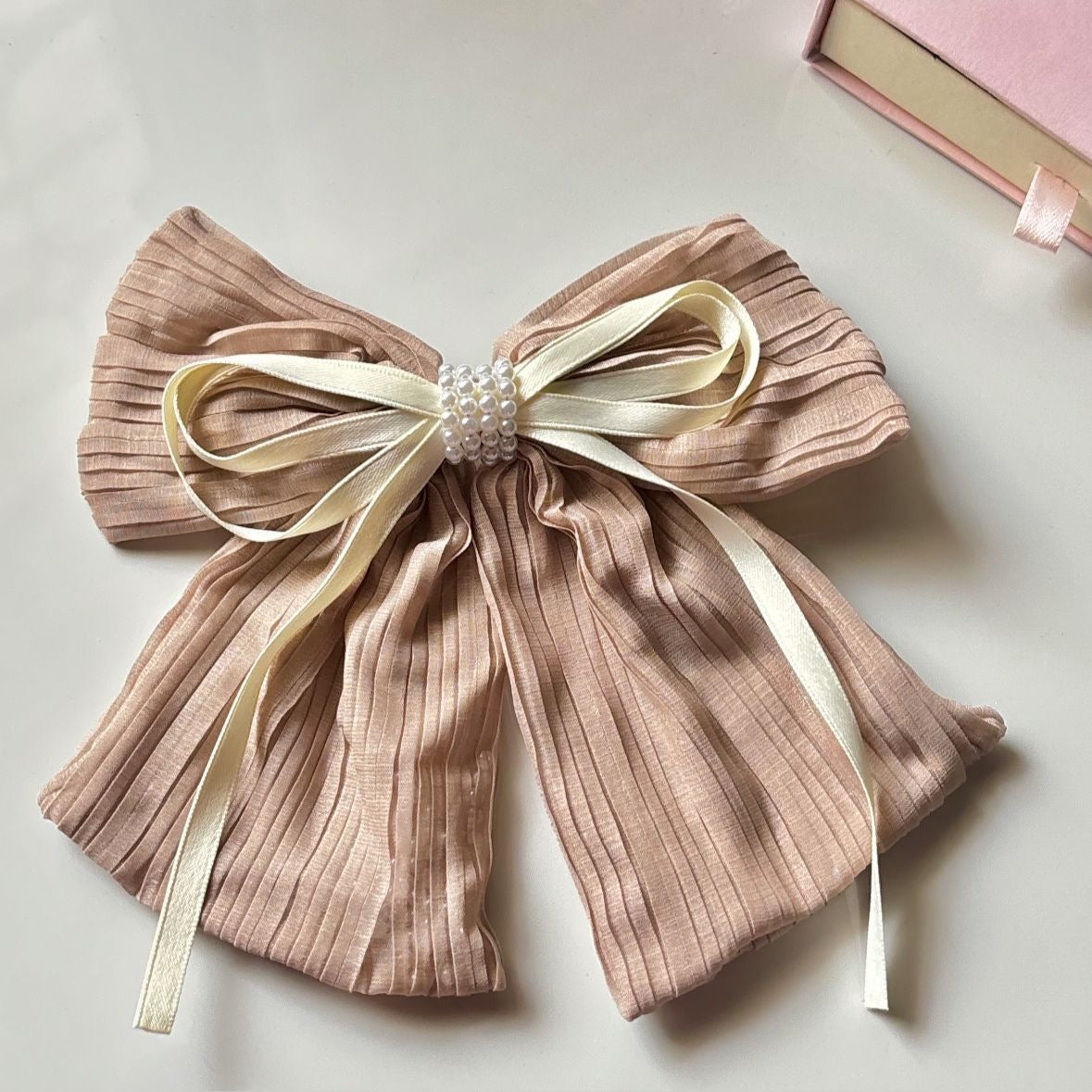 Peachy Keen Bow Clip