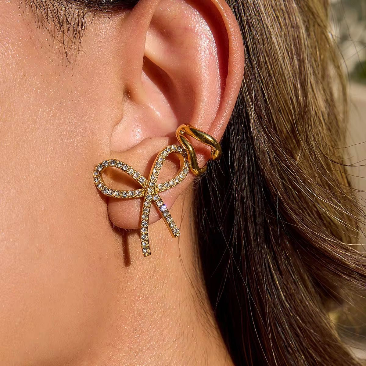 LUX Chérie Bow Studs