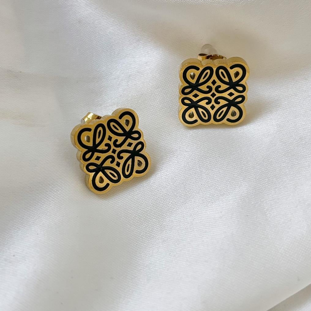 Lo Luxe Studs -18K