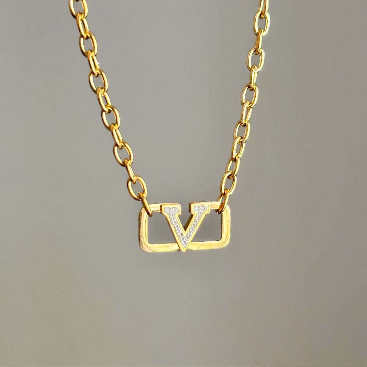 Vlogo Cz Link Chain Necklace -18K