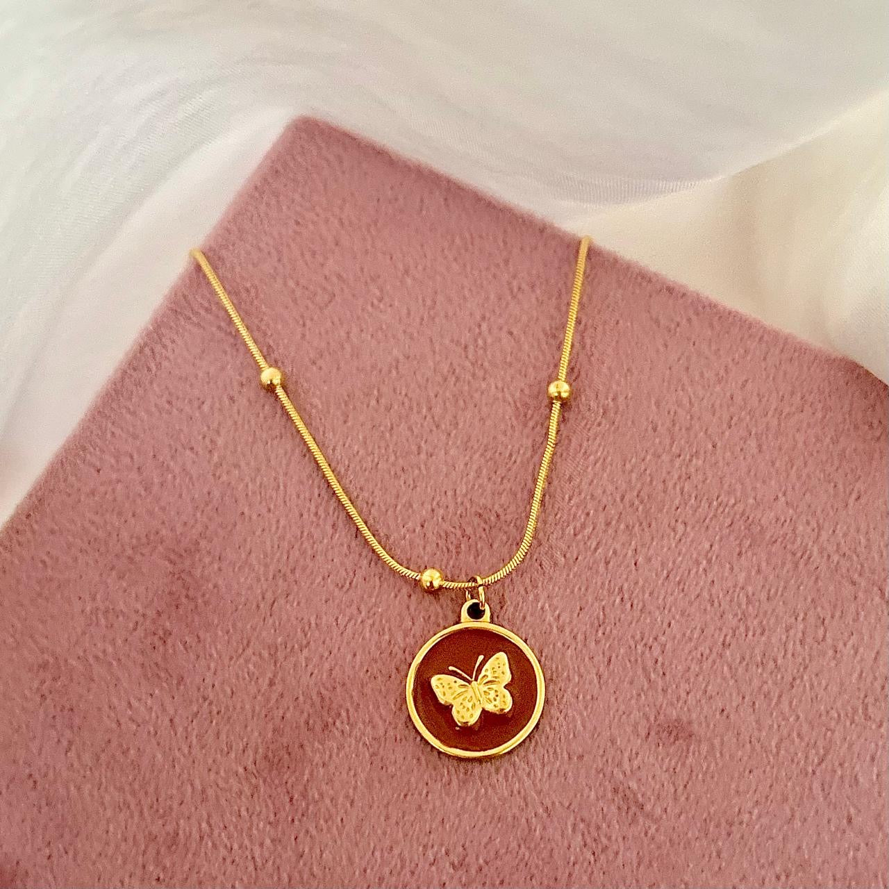 Flutter Bloom -Carnelian Red