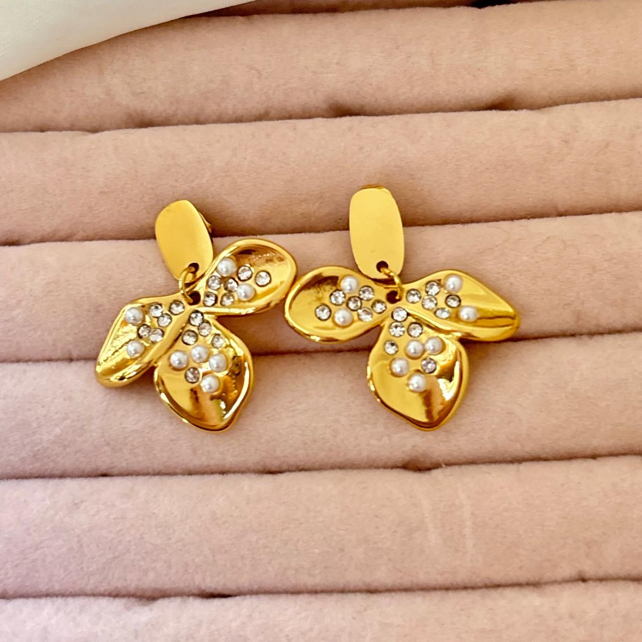 Splendour Serenity Studs