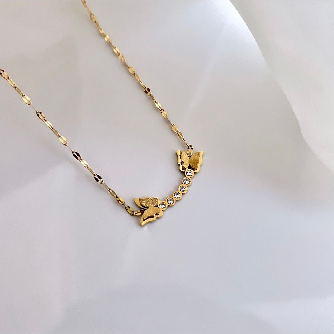 Fluttery Blings -18K