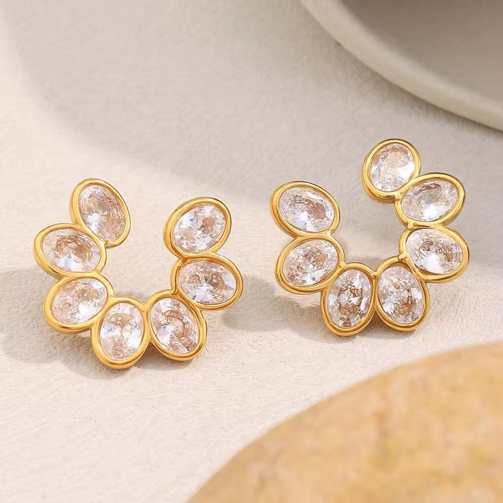 Petite Dewdrop Spark Studs