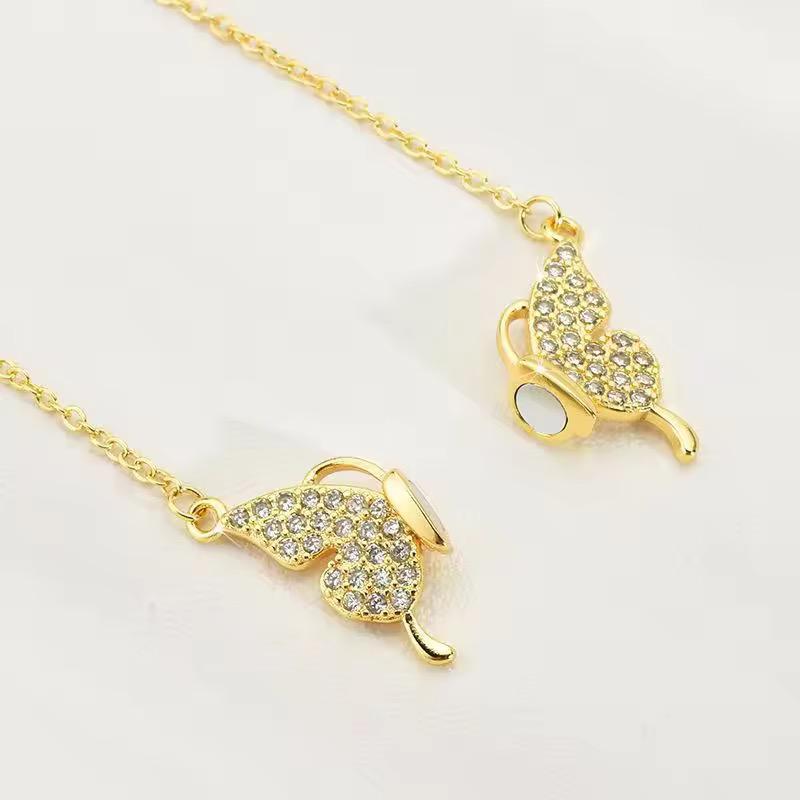 Luxurious Zircon Butterfly Magnetic Necklace -18K