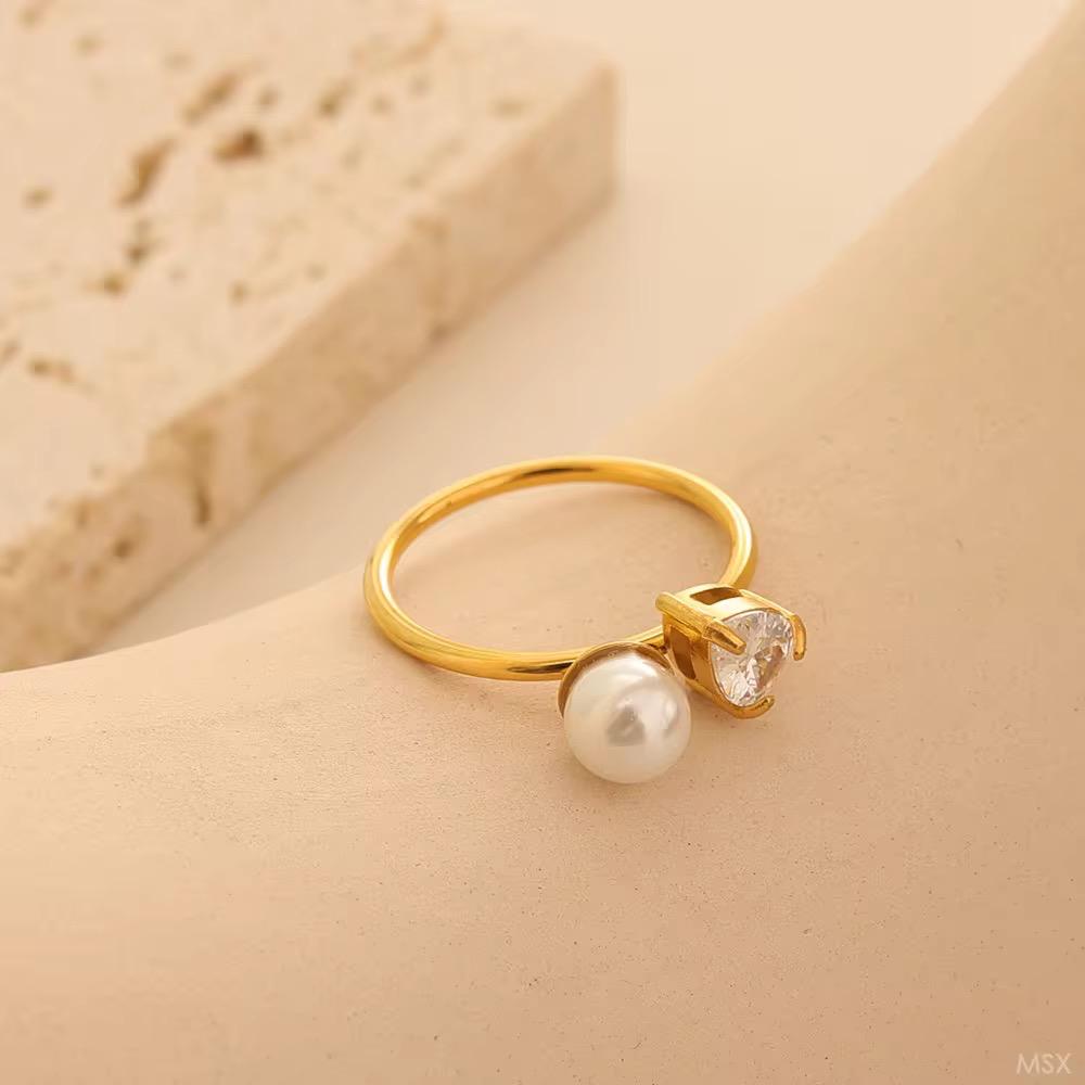 The Pearl Promise Toi&Moi Ring