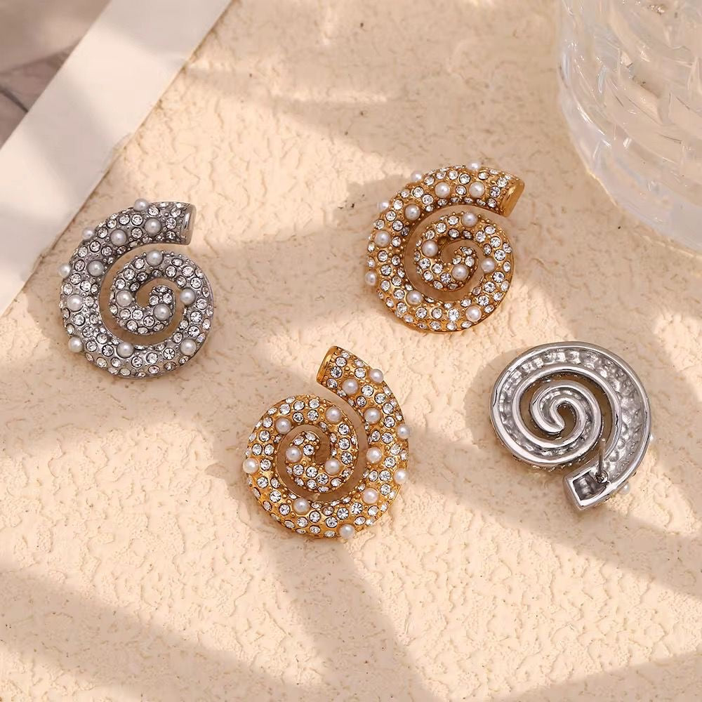 Blingy LUX Shell Studs