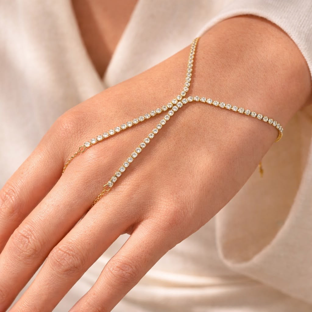 Nooréh Glitz Hand Chain