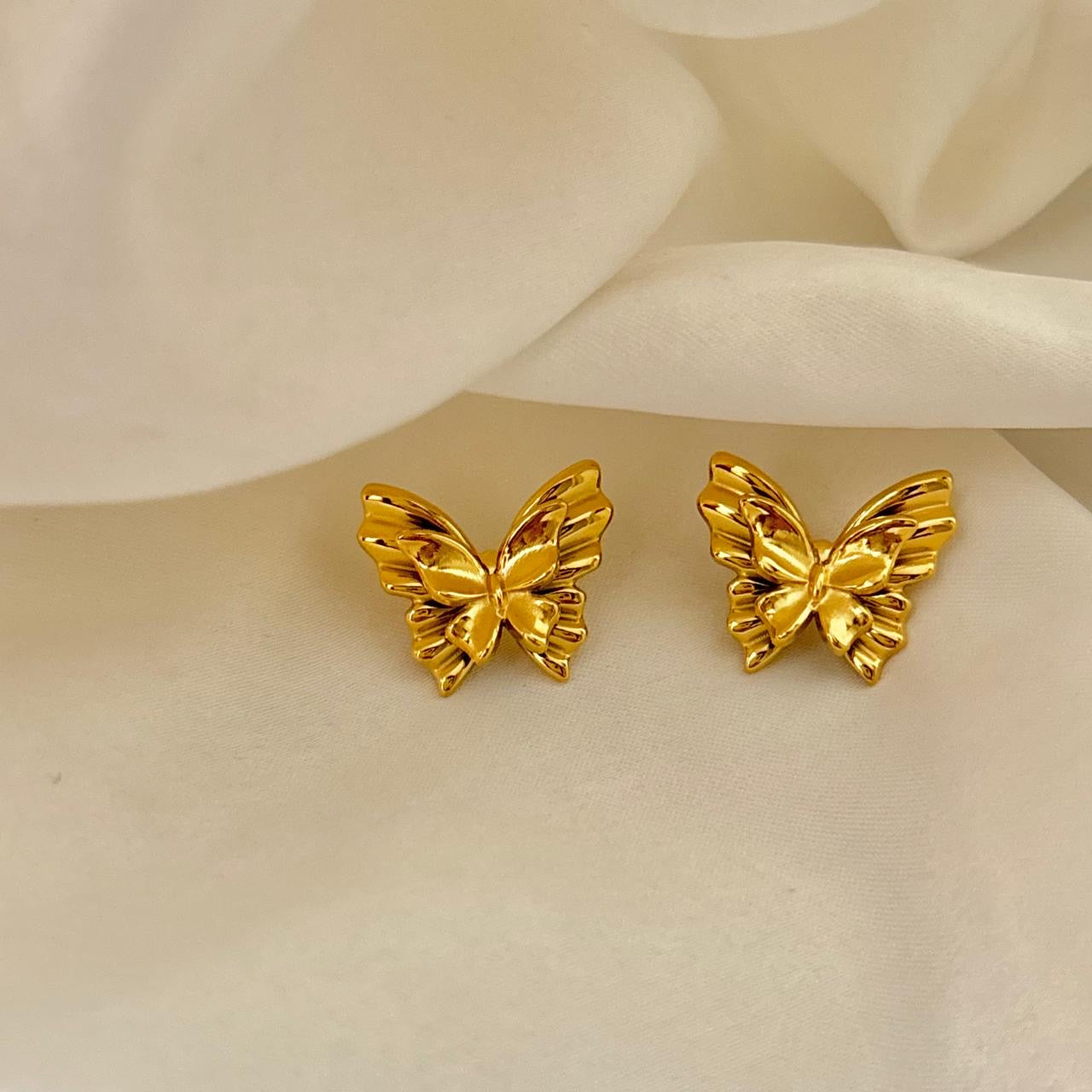 Mariposa Studs