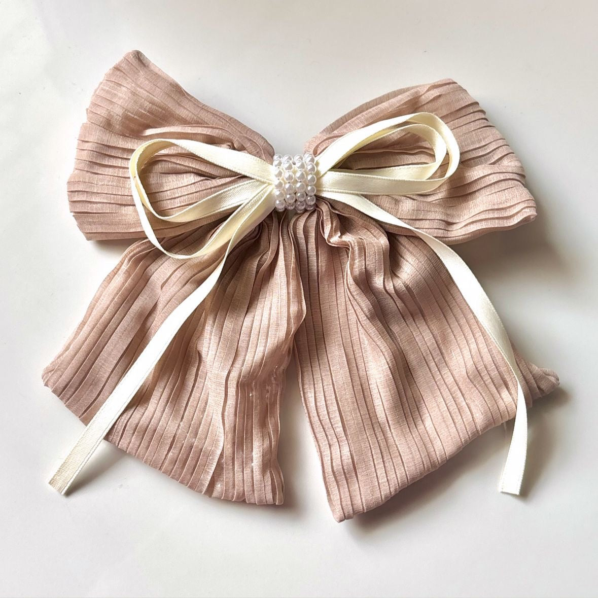 Peachy Keen Bow Clip