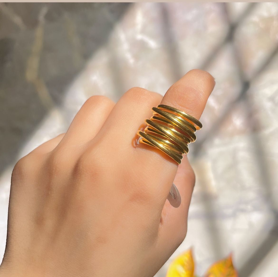 Honey Drizzle Ring -18K