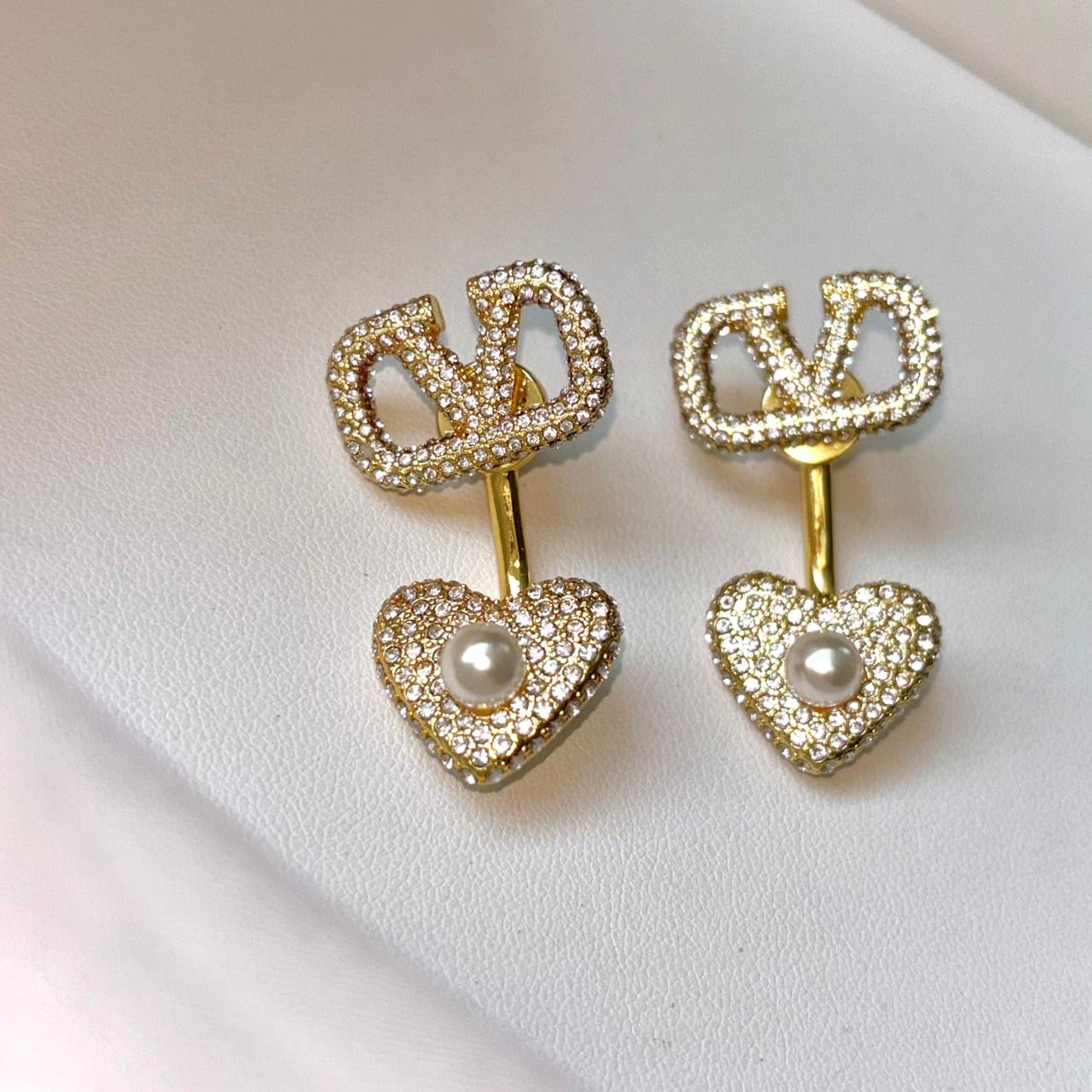 V-Swarovski Crystal Heart Studs -22K | Two Ways