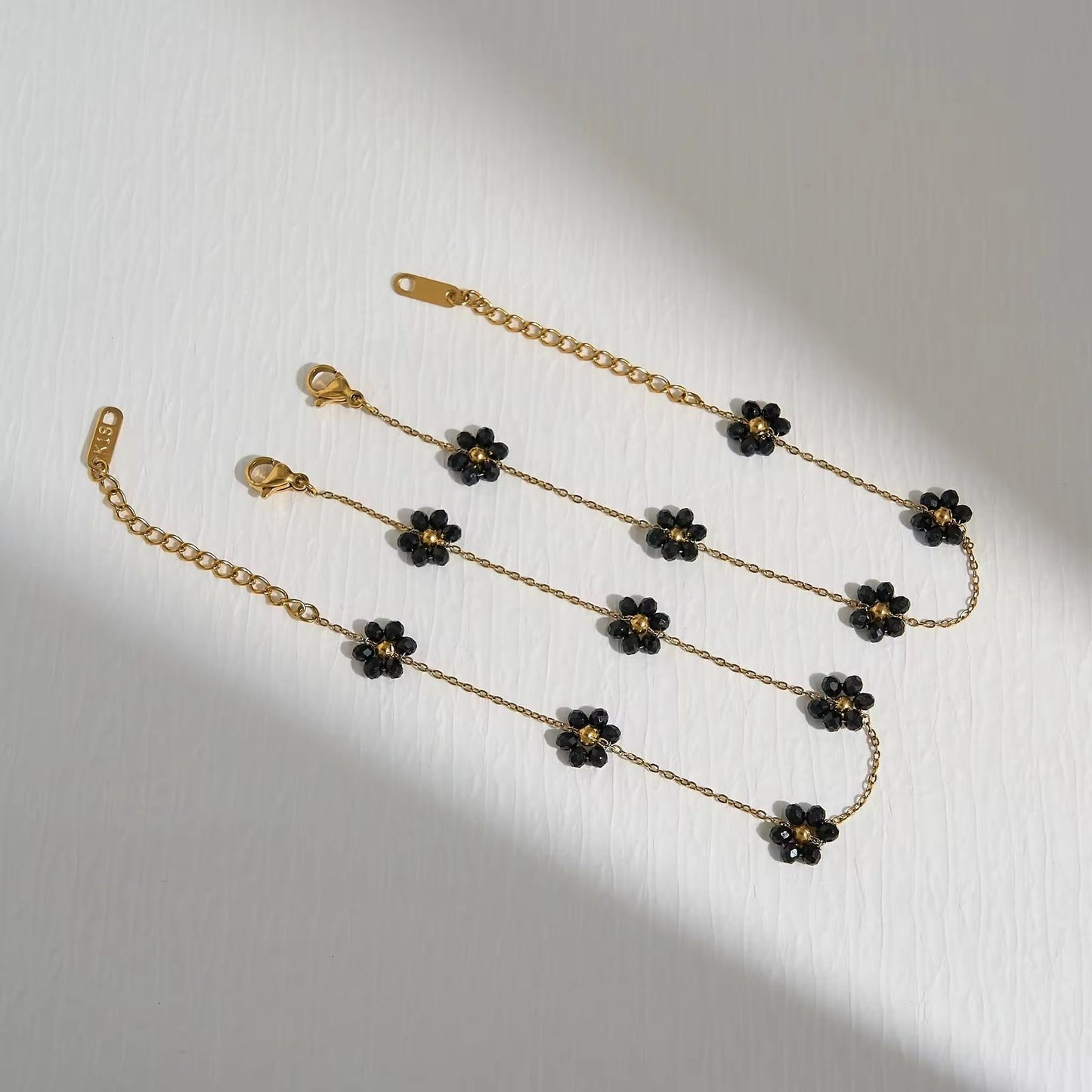 Disty Flora Black Bracelet