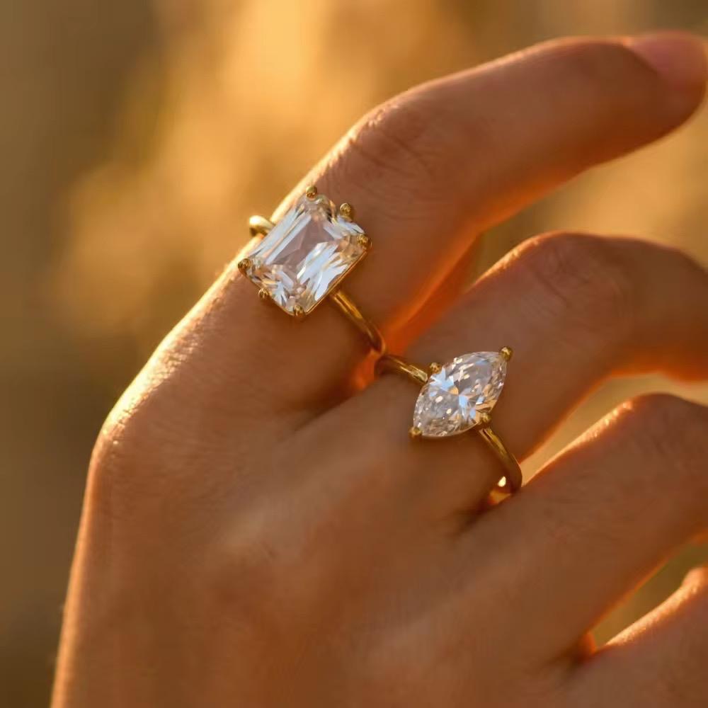 Mila Marquise Ring