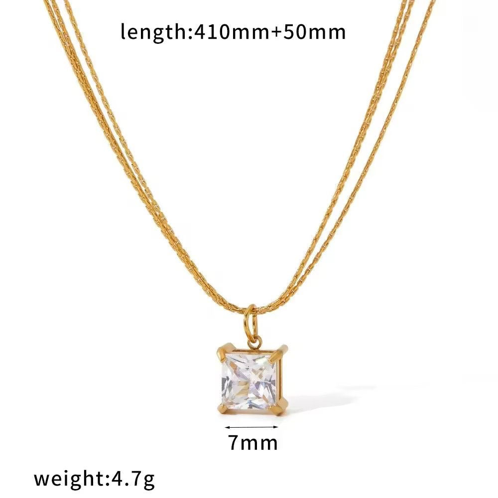 Nur Necklace -Tri Chain