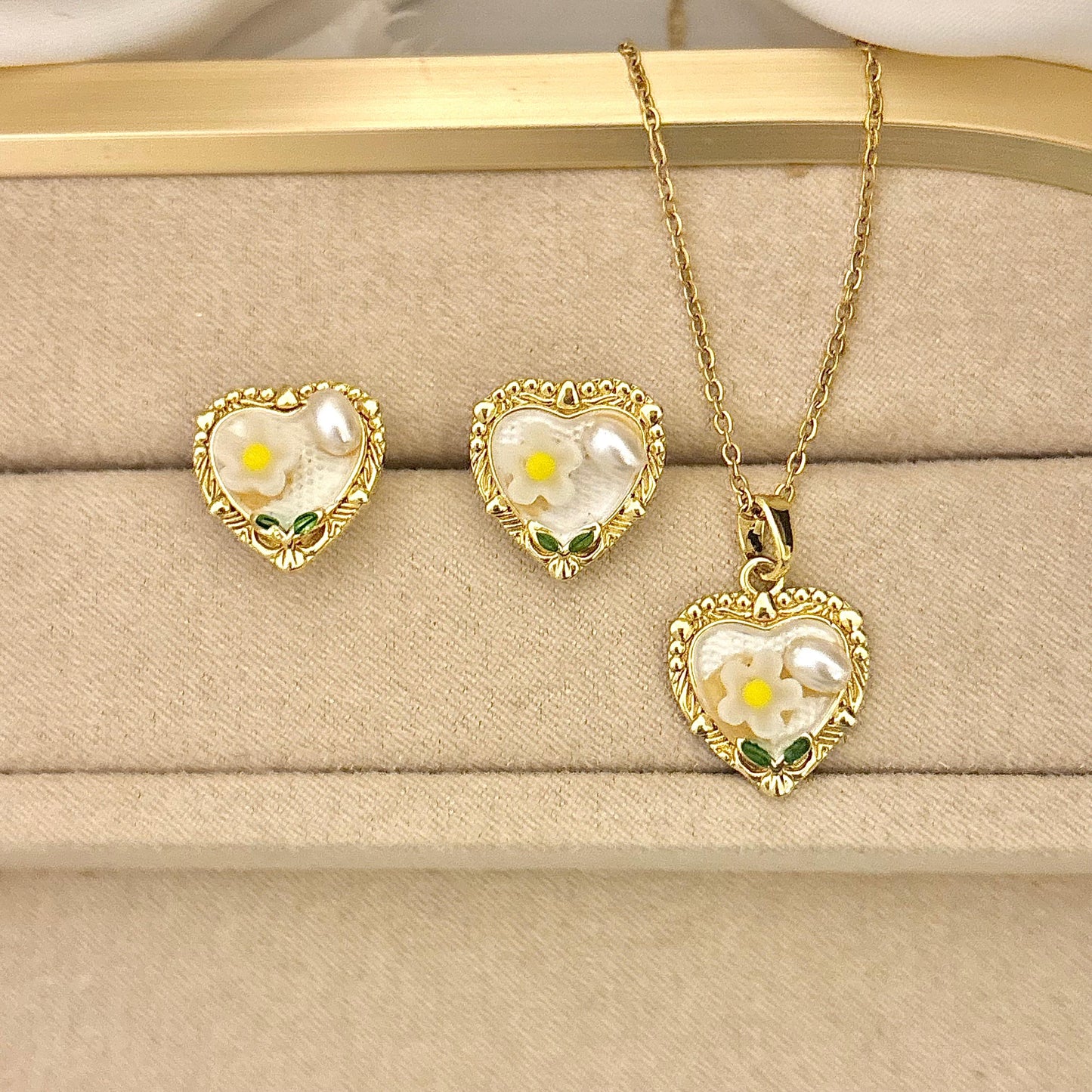 Fluer Set -White