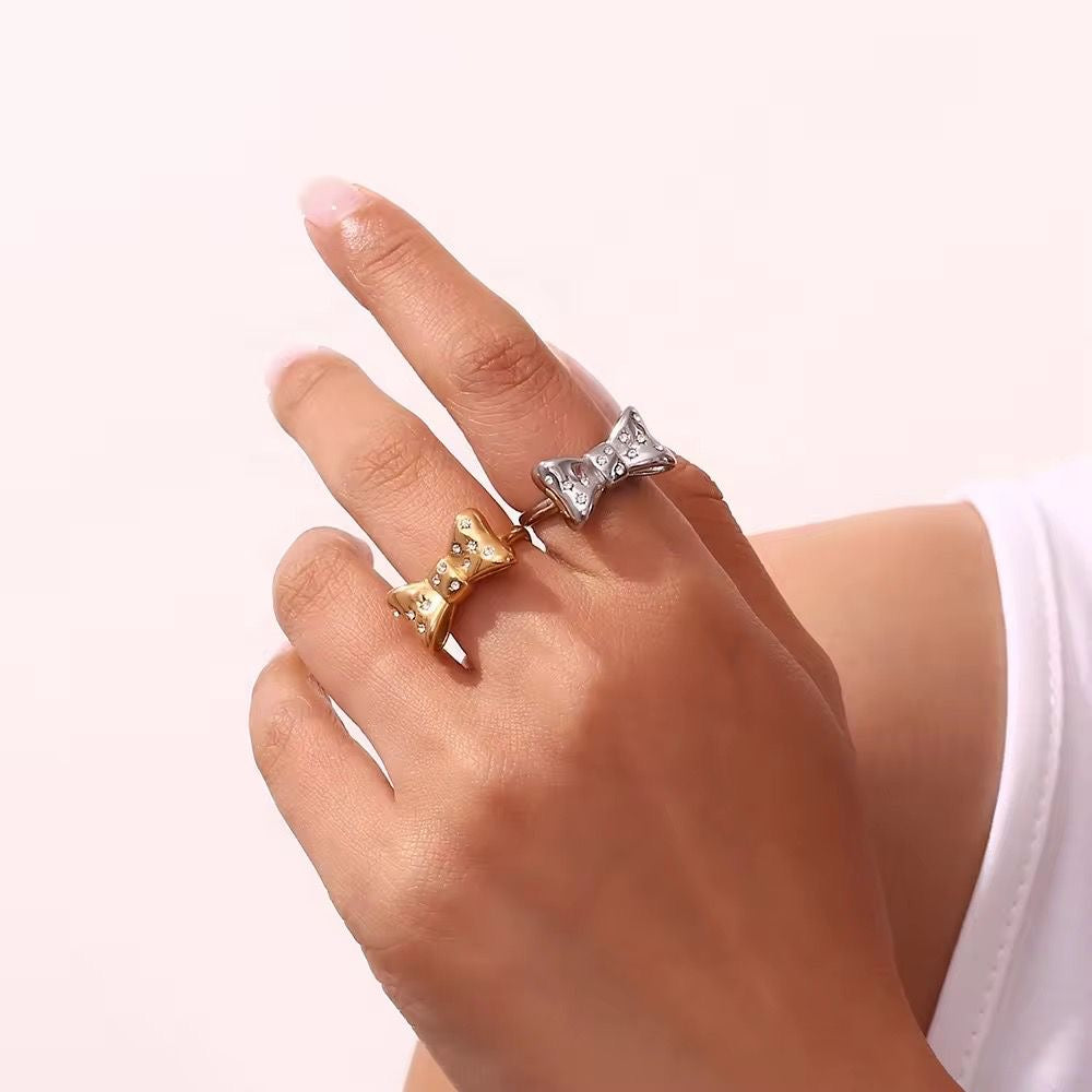 Bow Glitz Ring -Zircon Encrusted