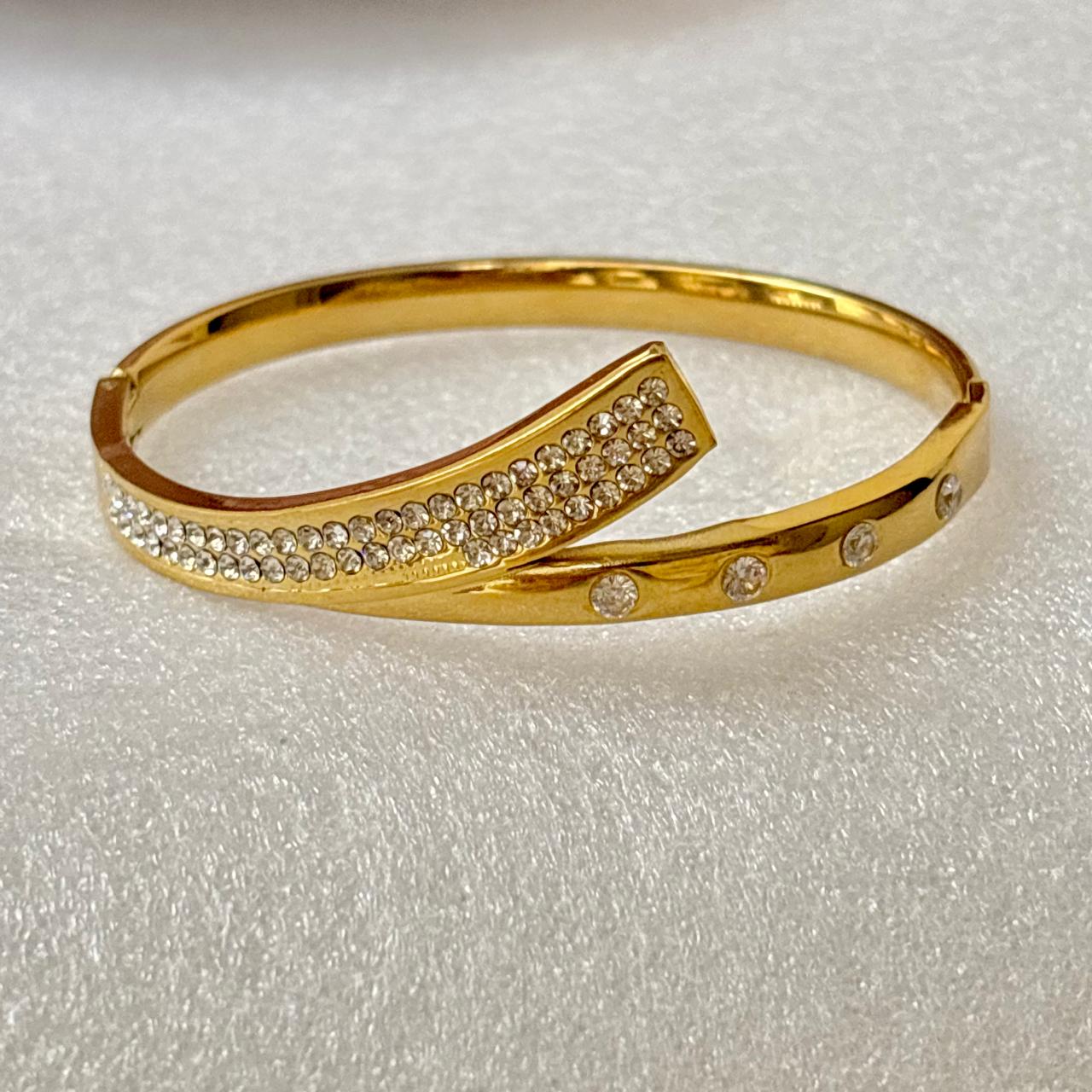 Luxus Prive Bangle