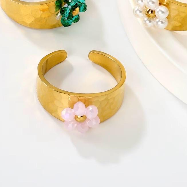Disty Daisy Hammered Ring