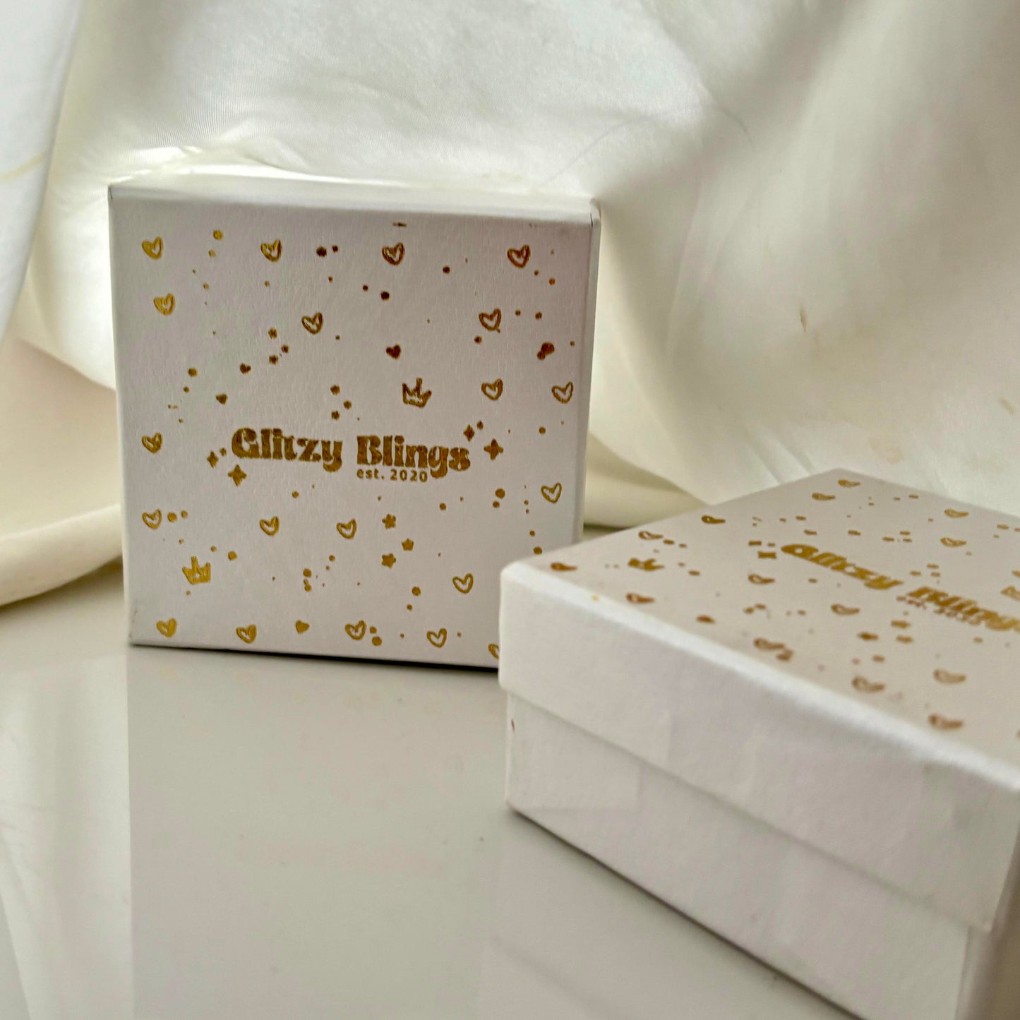 Twinkle Glitz Box -Pearle White