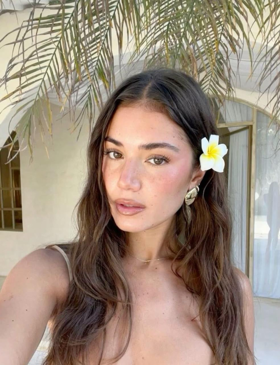 Beach Vacay Clip