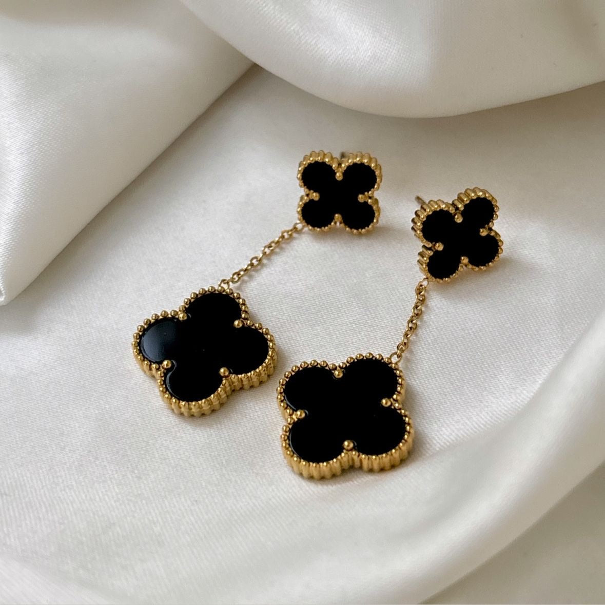 VC Black Drop Studs -18K