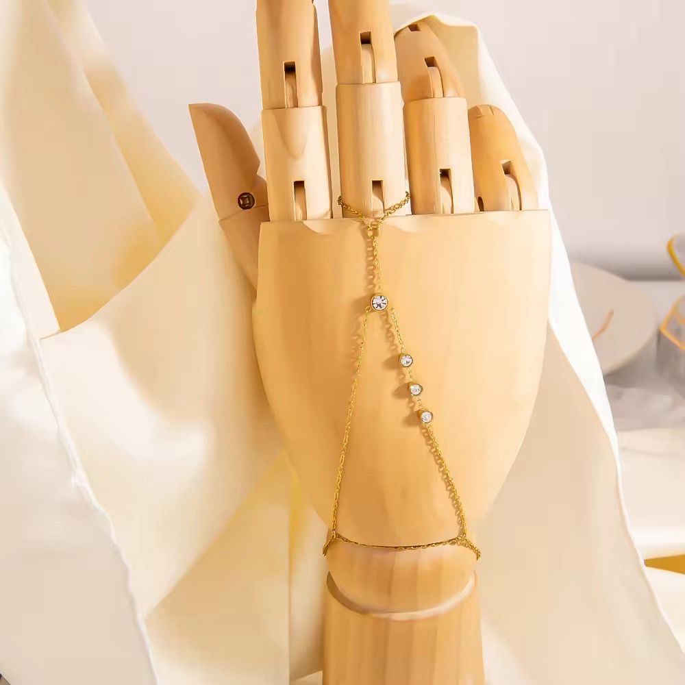 Glitz Glow Hand Chain