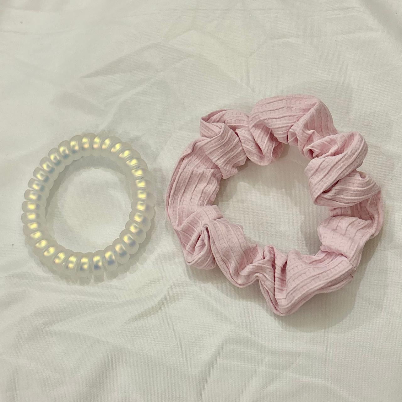 Hair Set -Baby Pink (Scrunchie + Hair Tie)